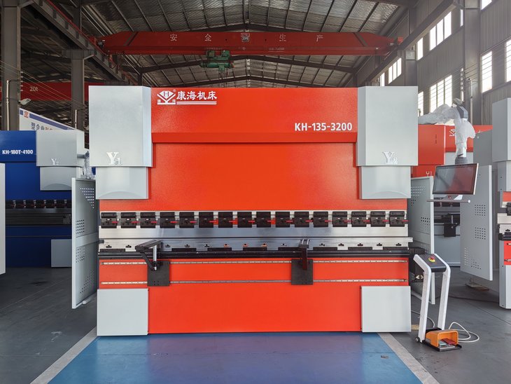 电液数控折弯机WE67K-135T3200 红 (ET17 同心模)