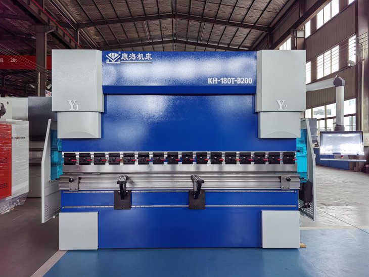 ��Һ���������WE67K-180T3200 �� (ET17 �ķ�ģ)