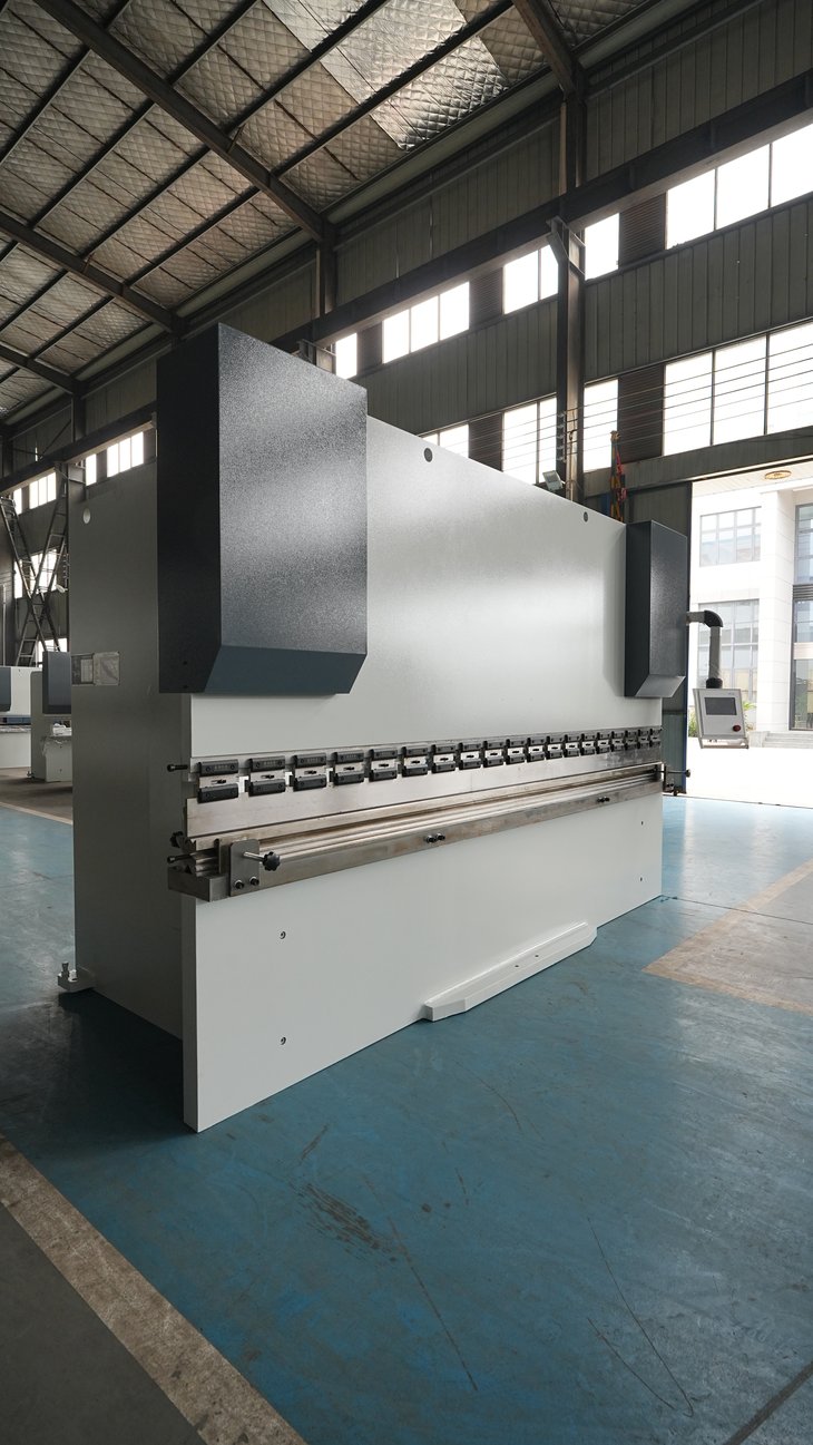 WC67K-200T4000